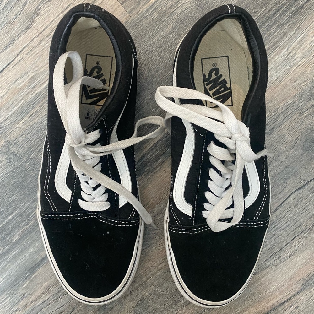 Vans Old Skool Sneakers size 8.5 used